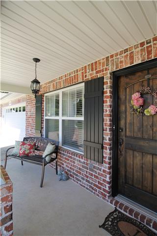 1044 Hummingbird Lane Spring Hill, TN 37174 - Photo 3 of 20 Gallery Image 3