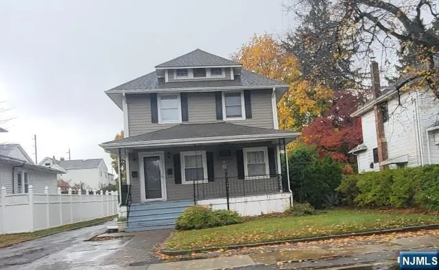 $2,500 | 344 Rochelle Avenue, Rochelle Park, NJ 07662