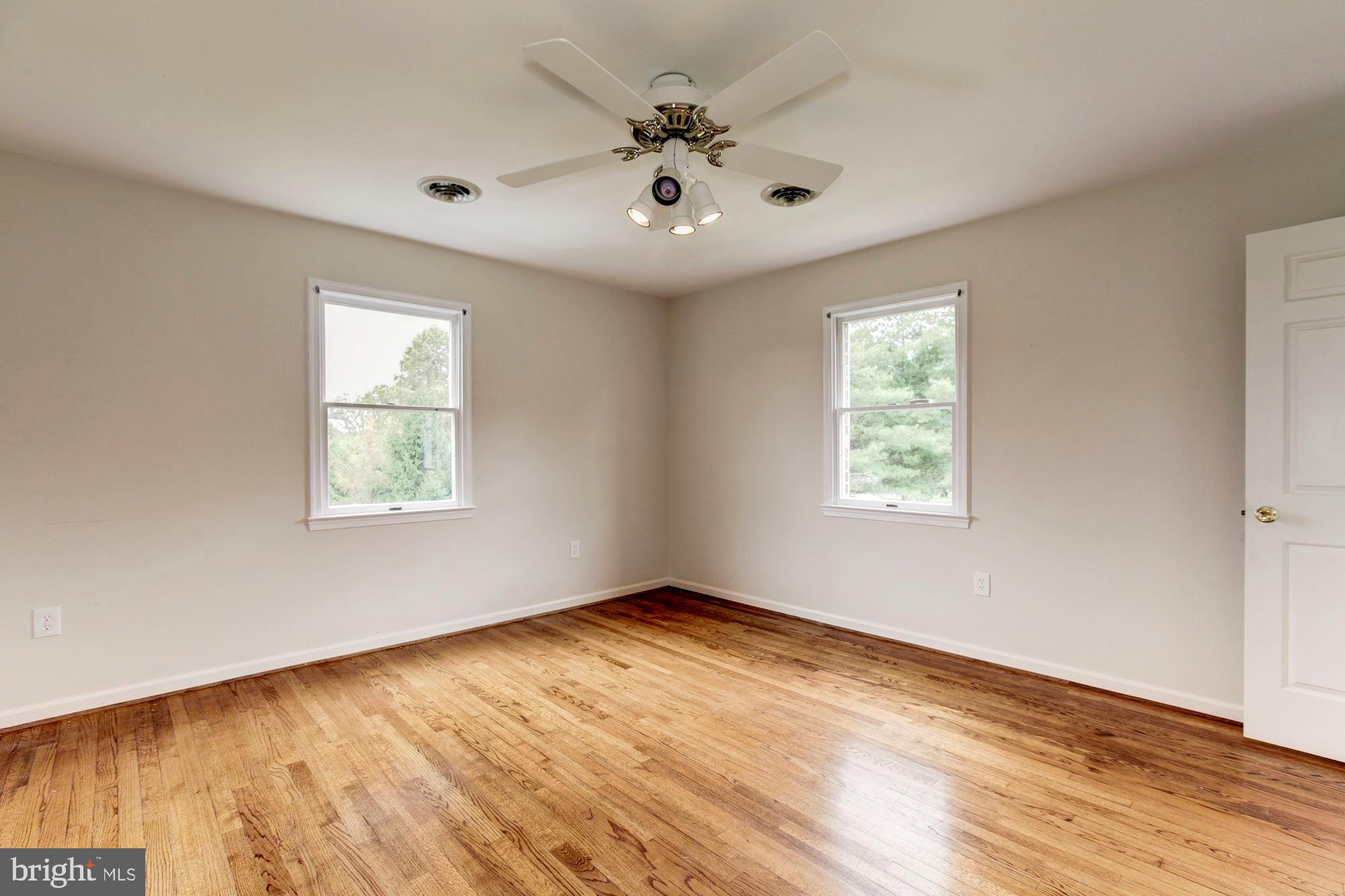 13409 Esworthy Road Germantown, MD 20874 - Photo 19 of 29 Gallery Image 19