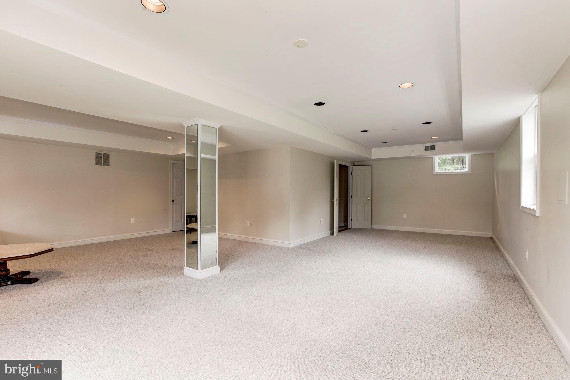13409 Esworthy Road Germantown, MD 20874 - Photo 22 of 29 Gallery Image 22
