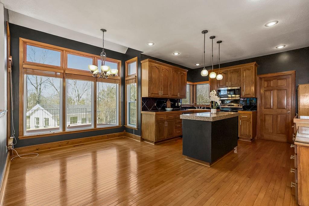 5550 Clare Road Shawnee, KS 66226 - Photo 13 of 67