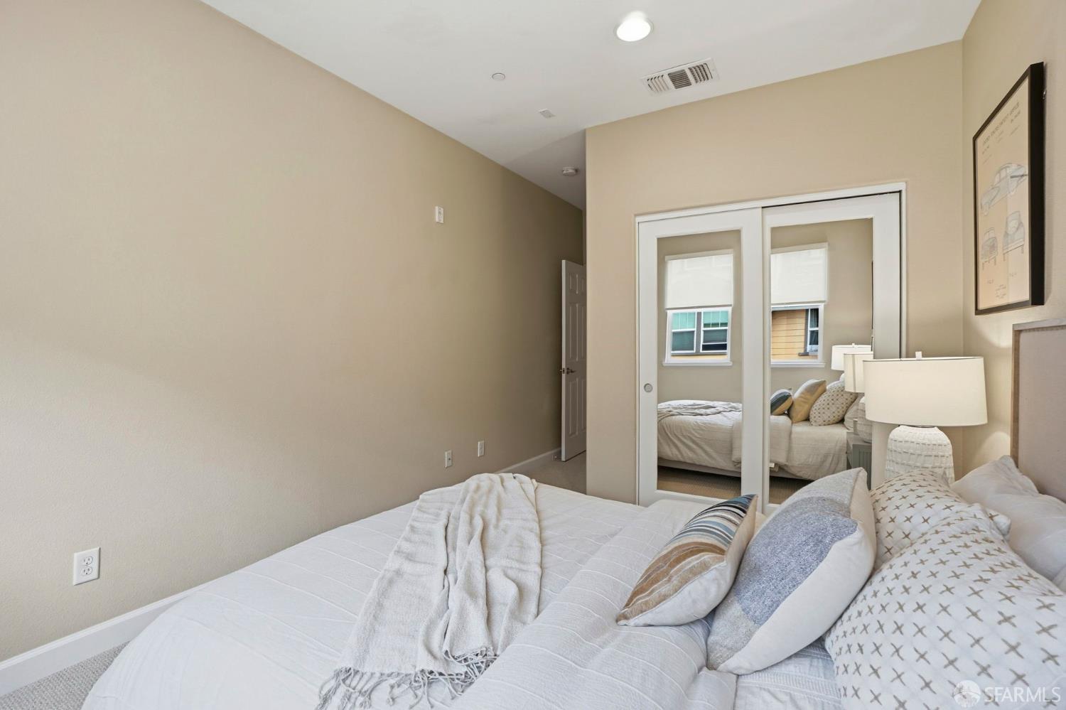 2541 Oak Road Walnut Creek, CA 94597 - Photo 31 of 59