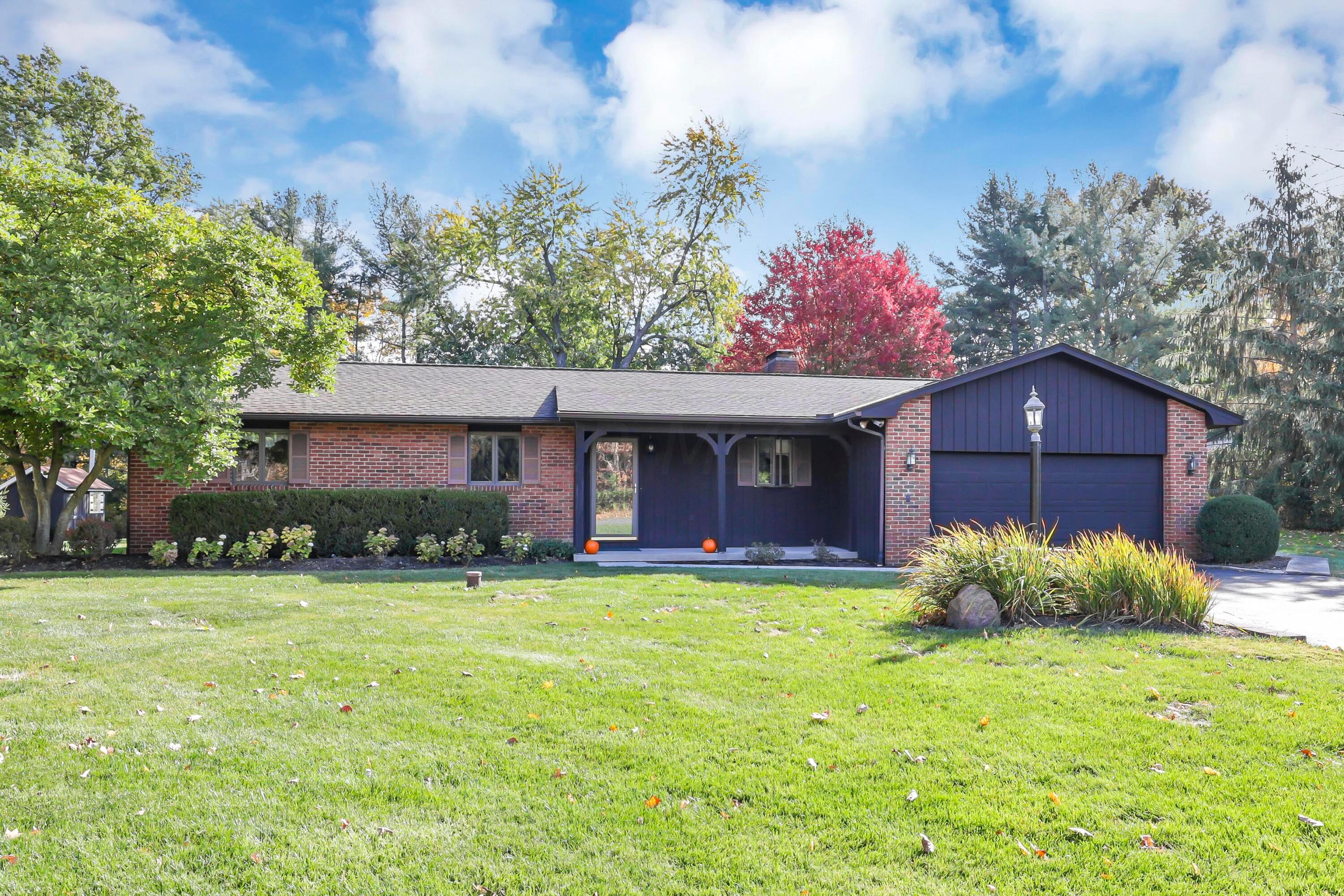 2119 Jewett Road Powell, OH 43065 - Photo 2 of 62 0N4A4161 copy