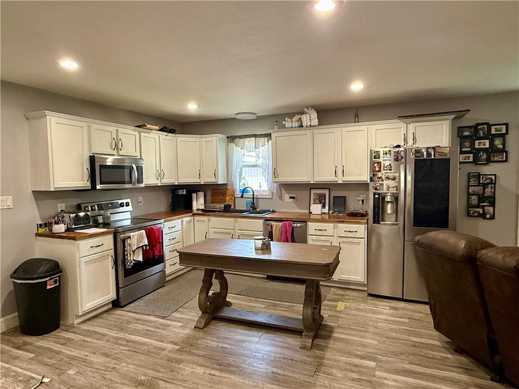 702 Kansas Street Burlington, KS 66839 - Photo 4 of 11