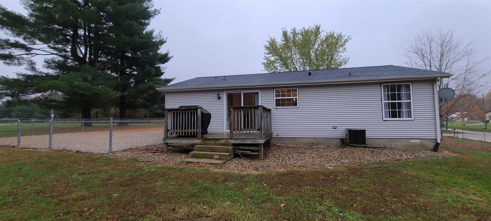 4217 East Farr Road Bloomington, IN 47408 - Photo 2 of 14