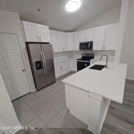 $1,400 | 575 Oakleaf Plantation Parkway, Unit 815, Orange Park, FL 32065