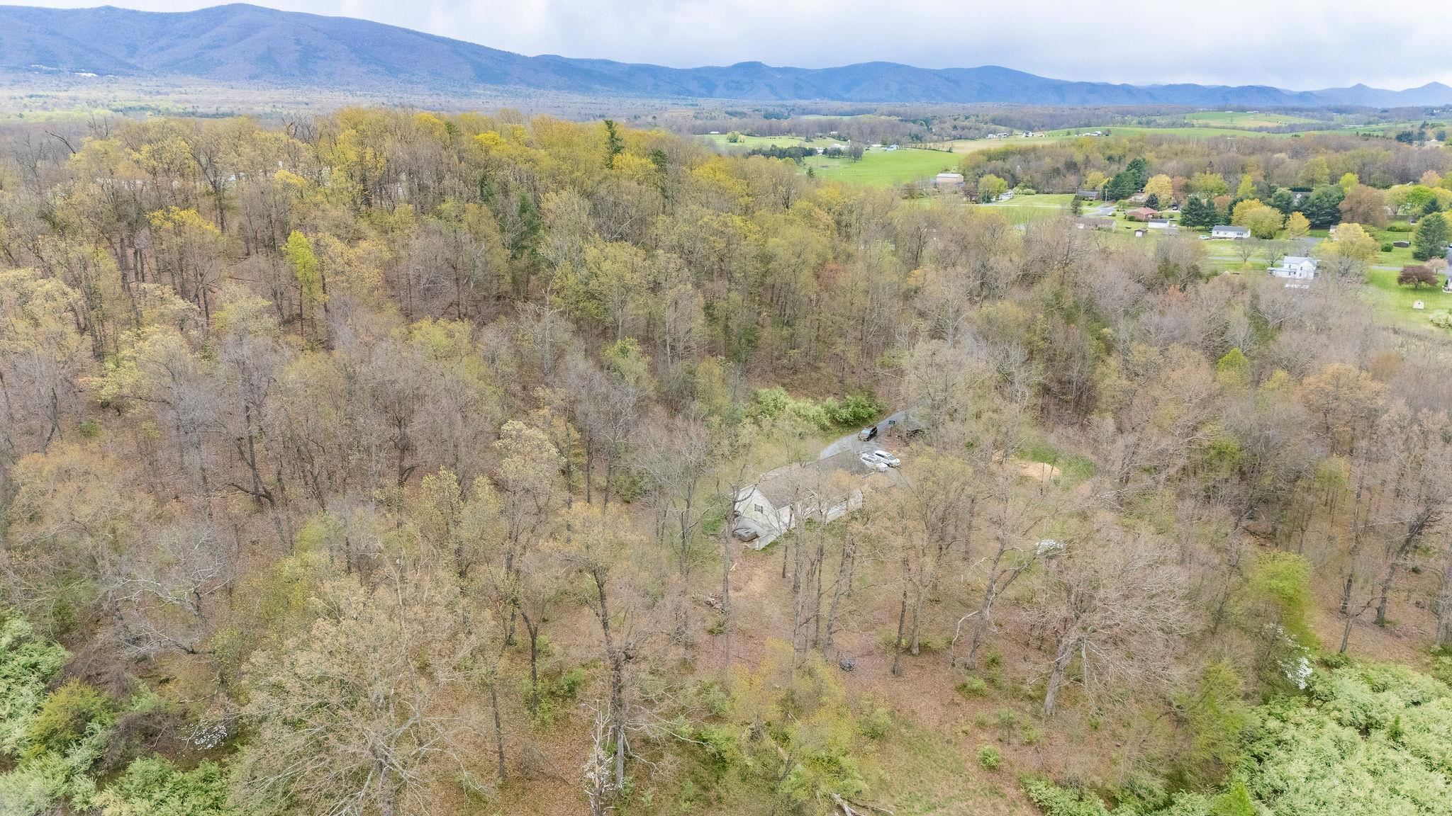 86 Spitler Circle Greenville, VA 24440 - Photo 21 of 25 a view of lake and mountain