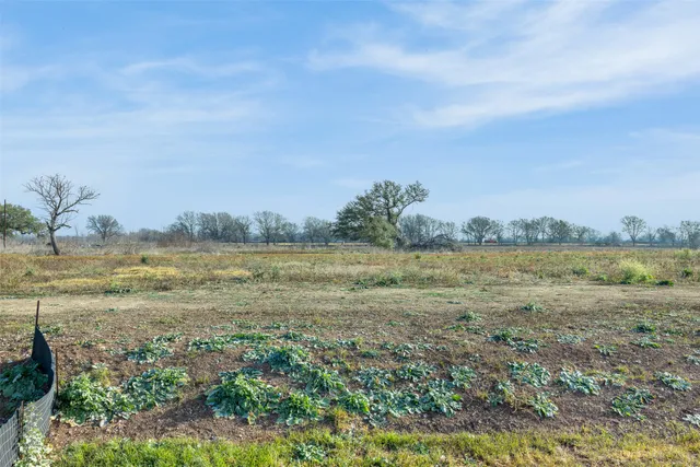 $112,900 | 333 Quail Run Road, Martindale, TX 78655