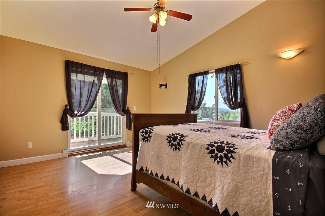 362 Earlington Avenue Southwest Renton, WA 98057 - Photo 14 of 22