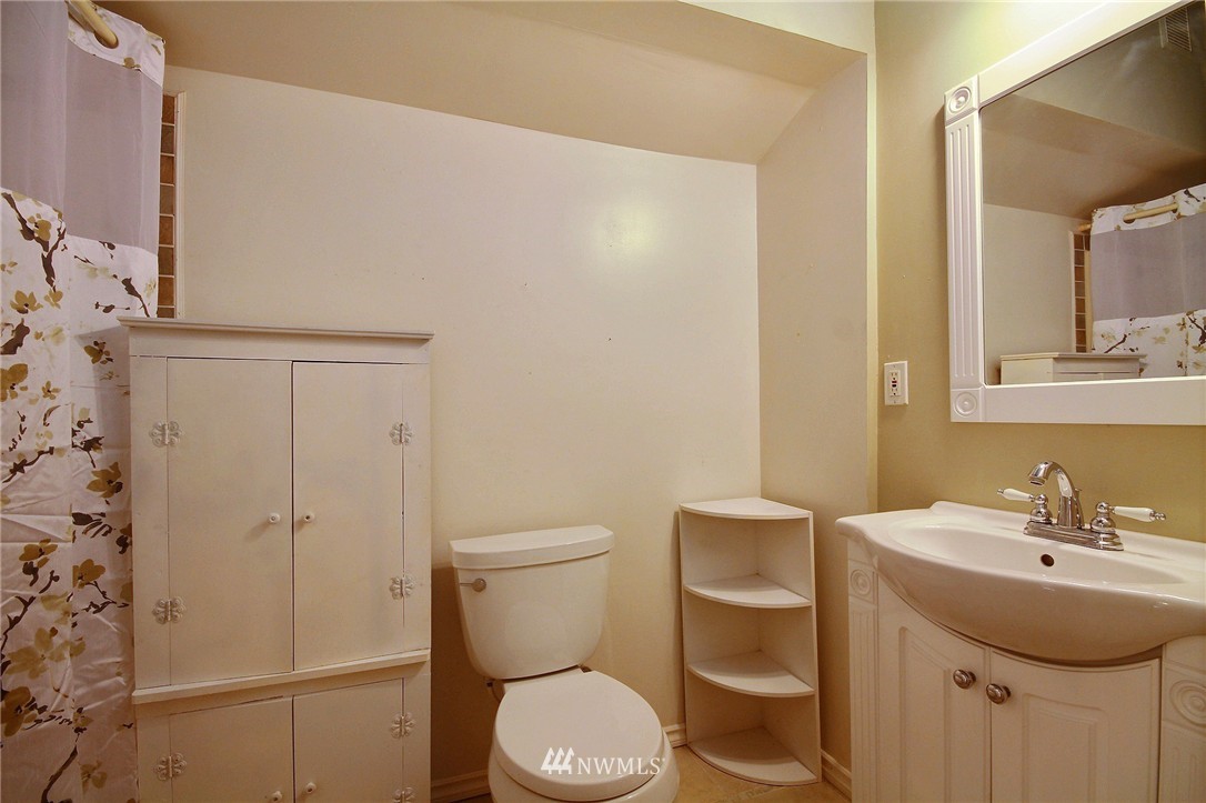 362 Earlington Avenue Southwest Renton, WA 98057 - Photo 16 of 22
