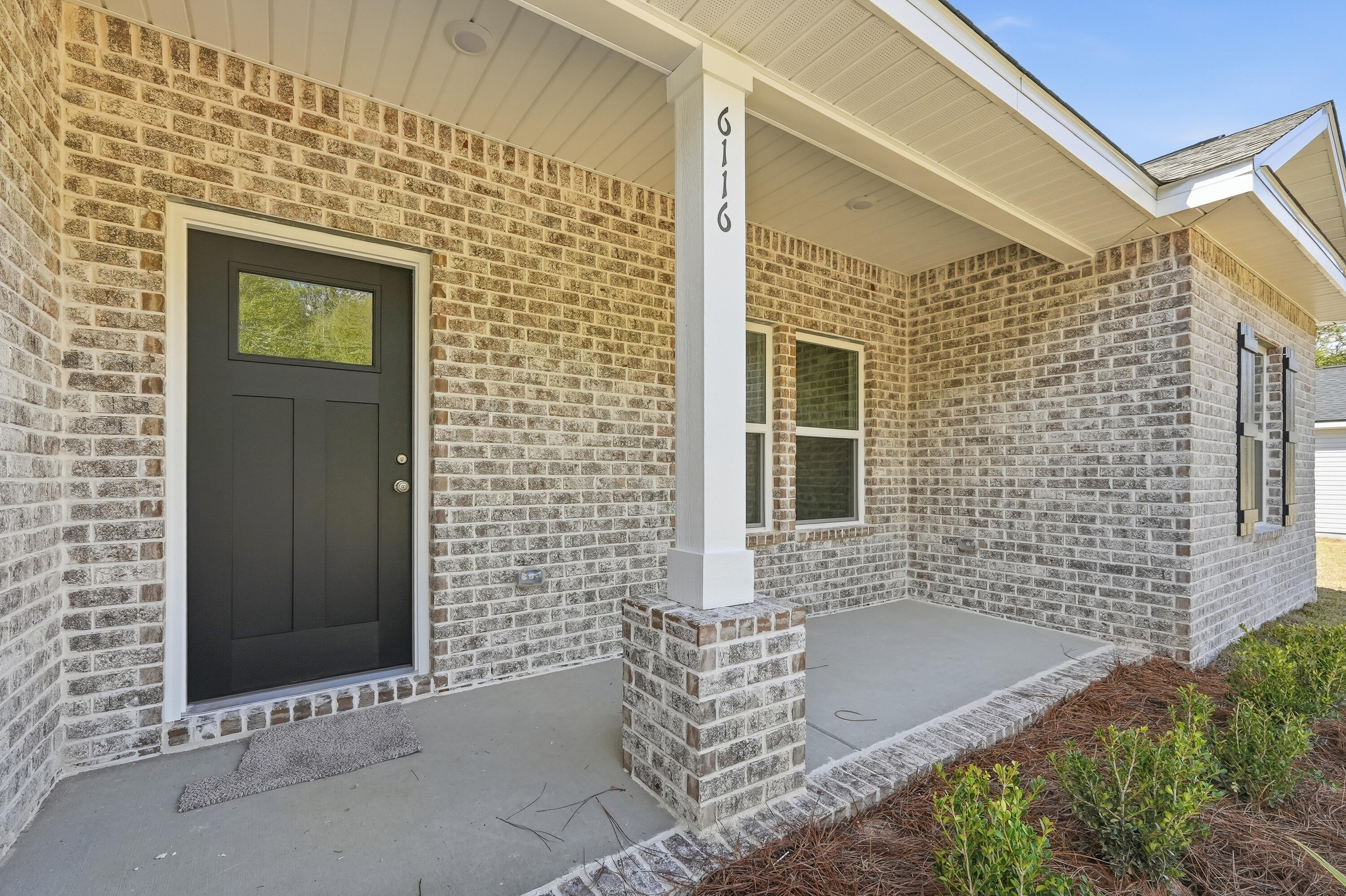 6116 Clover Street Crestview, FL 32539 - Photo 2 of 27 6116 clover st-7