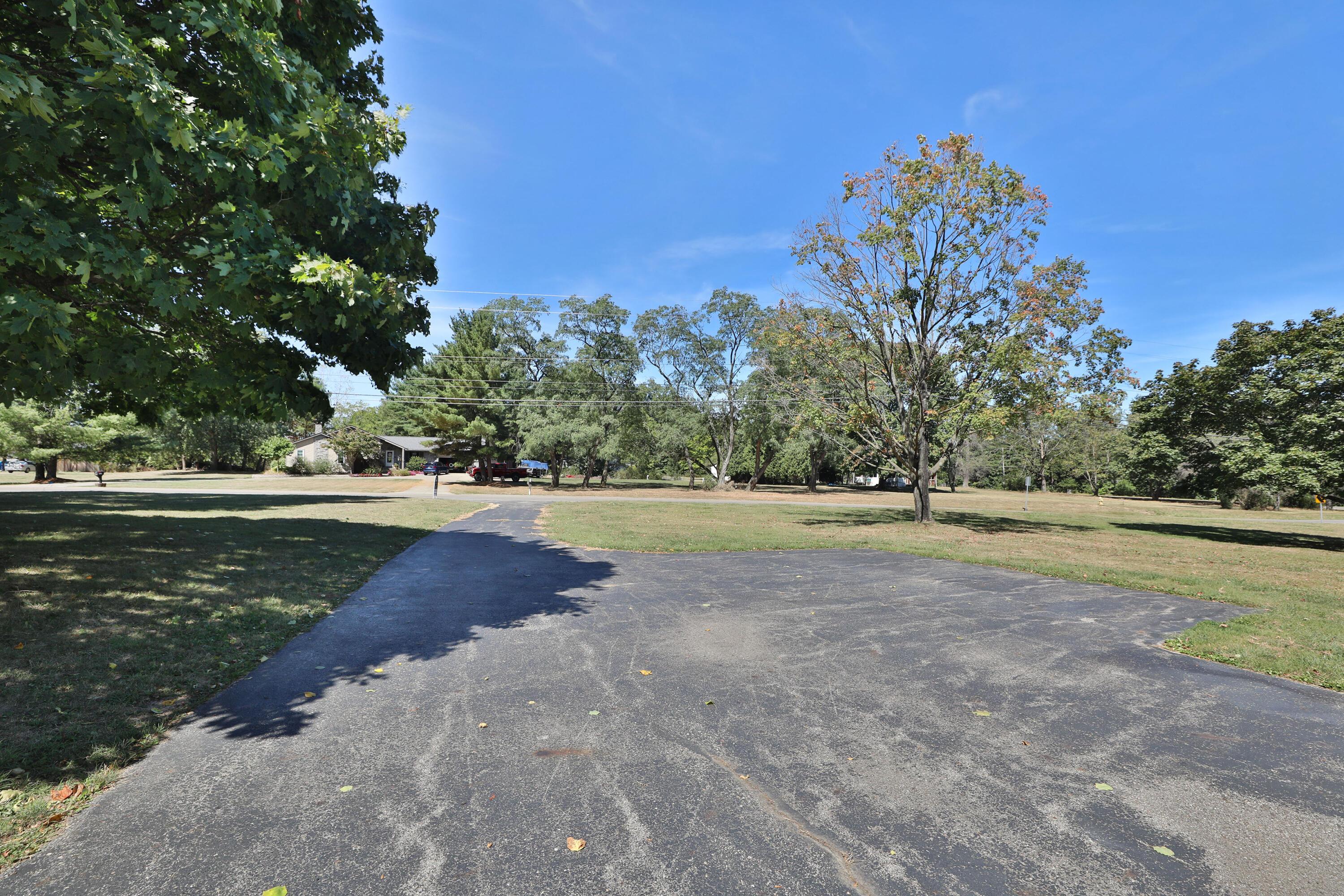 7646 Lee Road Westerville, OH 43081 - Photo 54 of 54 Expansive Yard