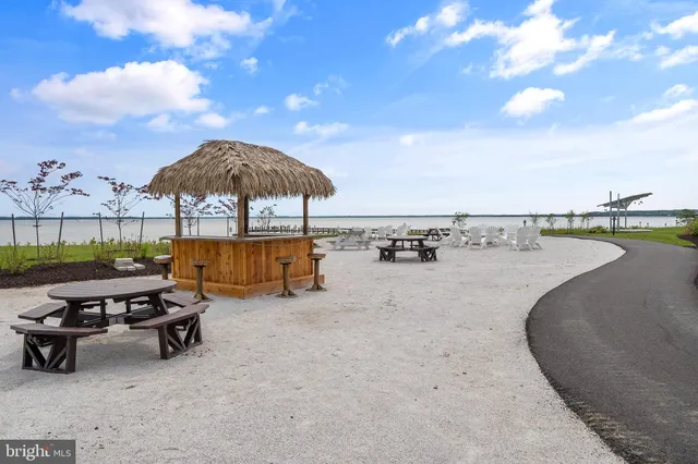 $699,990 | 176 Flagstaff Way, Unit 2412, Stevensville, MD 21666