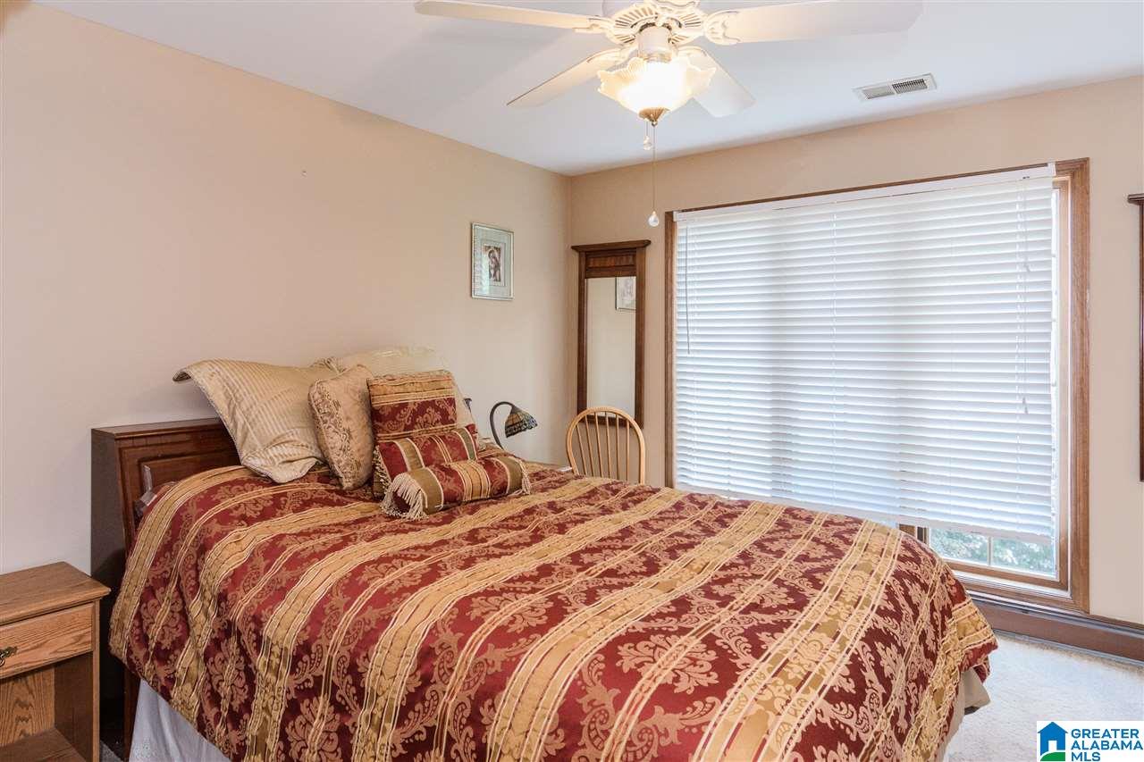 111 Rayfield Drive Bessemer, AL 35022 - Photo 16 of 40