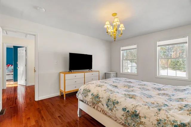 $675,000 | 1 Patricia Lane, Amherst, NH 03031