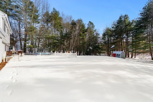 $675,000 | 1 Patricia Lane, Amherst, NH 03031