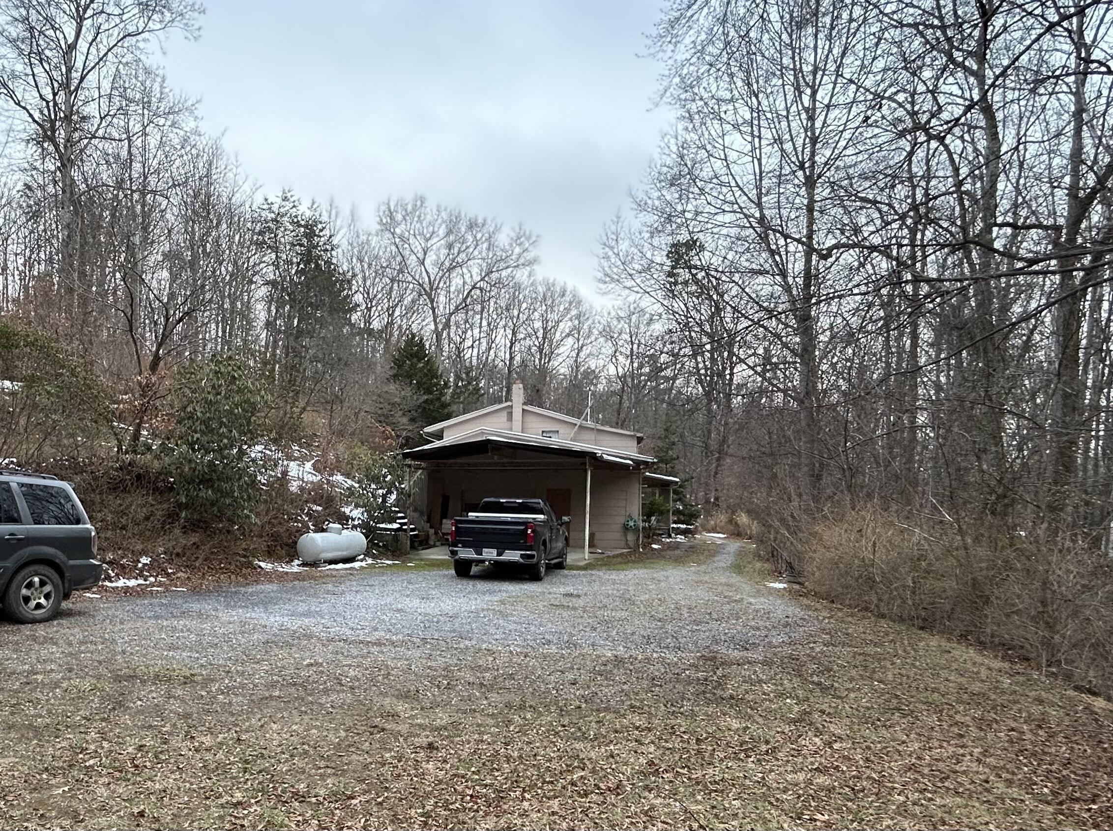 308 Spring Hollow Road Troutville, VA 24175 - Photo 22 of 24 IMG_7186