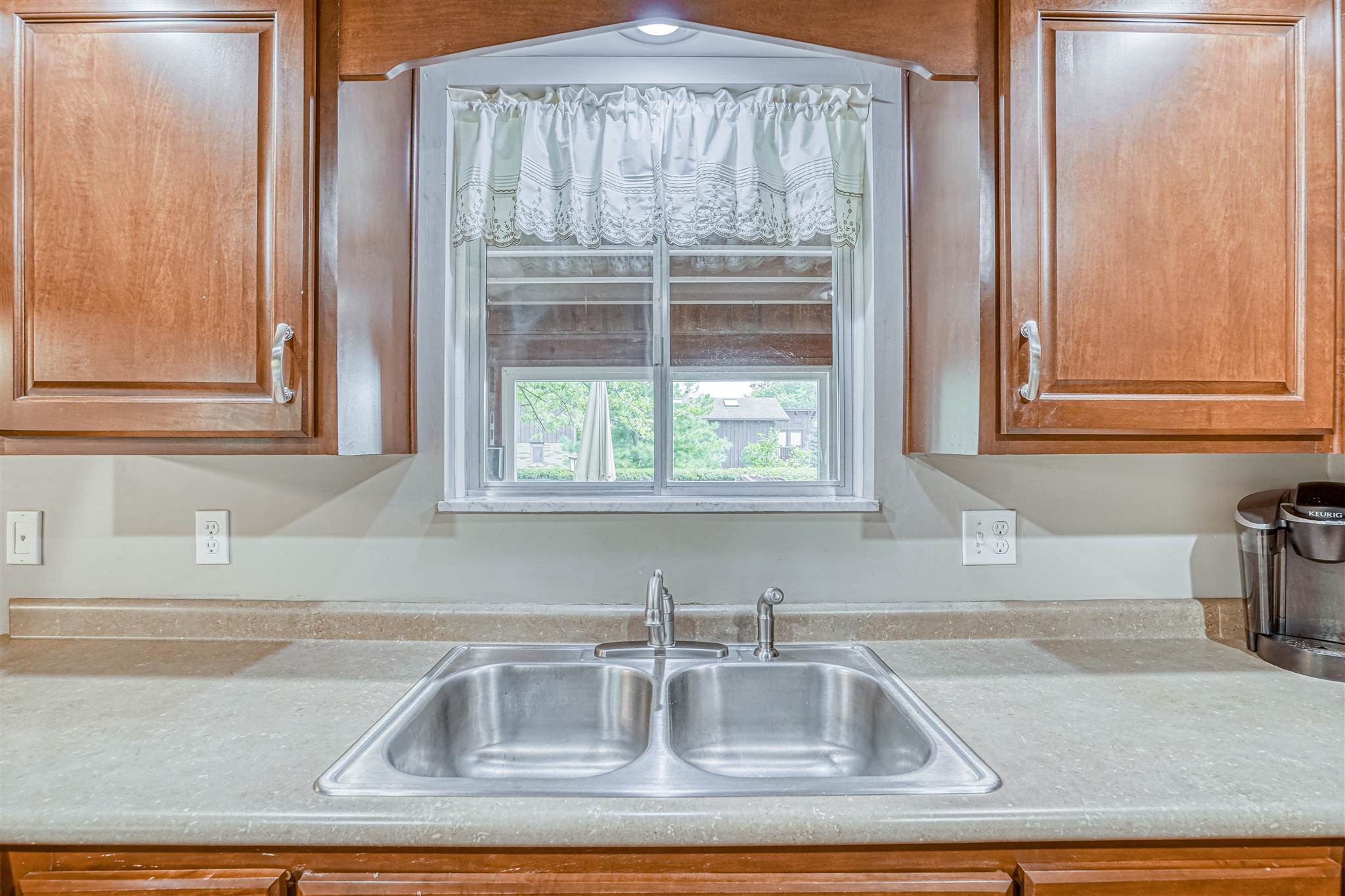 4221 Rurode Lane Fort Wayne, IN 46809 - Photo 12 of 36 Gallery Image 12