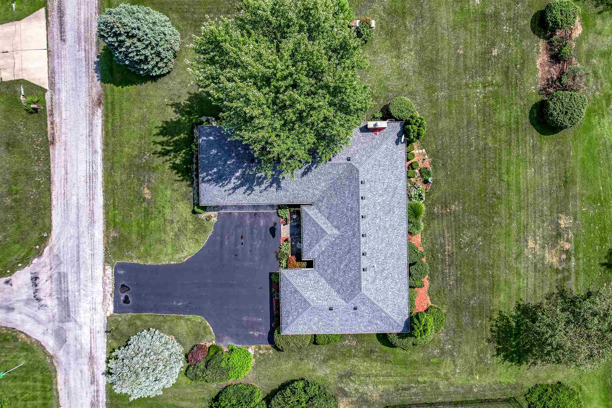 4221 Rurode Lane Fort Wayne, IN 46809 - Photo 30 of 36 Gallery Image 30