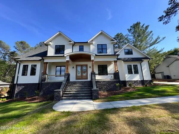 $1,350,000 | 730 Diamondhead Drive South, Pinehurst, NC 28374