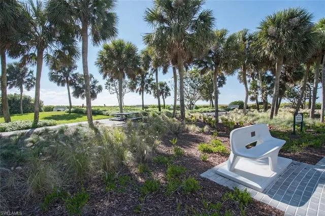 $13,500 | 4551 Gulf Shore Boulevard North, Unit 1001, Naples, FL 34103