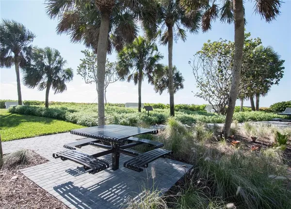 $13,500 | 4551 Gulf Shore Boulevard North, Unit 1001, Naples, FL 34103