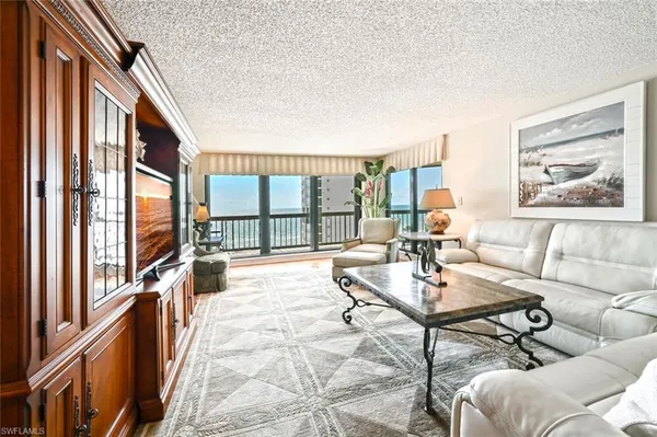 $13,500 | 4551 Gulf Shore Boulevard North, Unit 1001, Naples, FL 34103