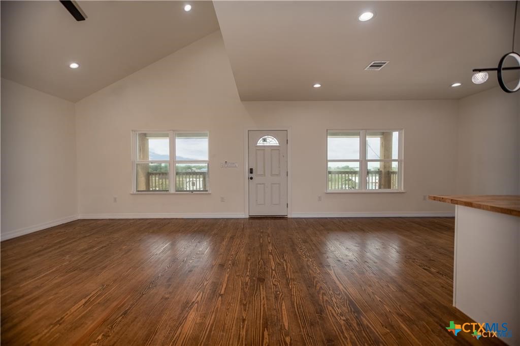177 Powderhorn Lane Port Lavaca, TX 77979 - Photo 10 of 48