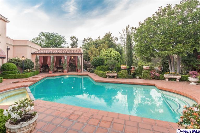 1126 Hillcrest Avenue Pasadena, CA 91106 - Photo 54 of 67 a view of a house with swimming pool