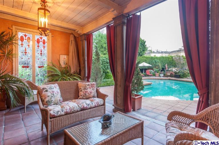 1126 Hillcrest Avenue Pasadena, CA 91106 - Photo 56 of 67 a outdoor living space with furniture and garden view