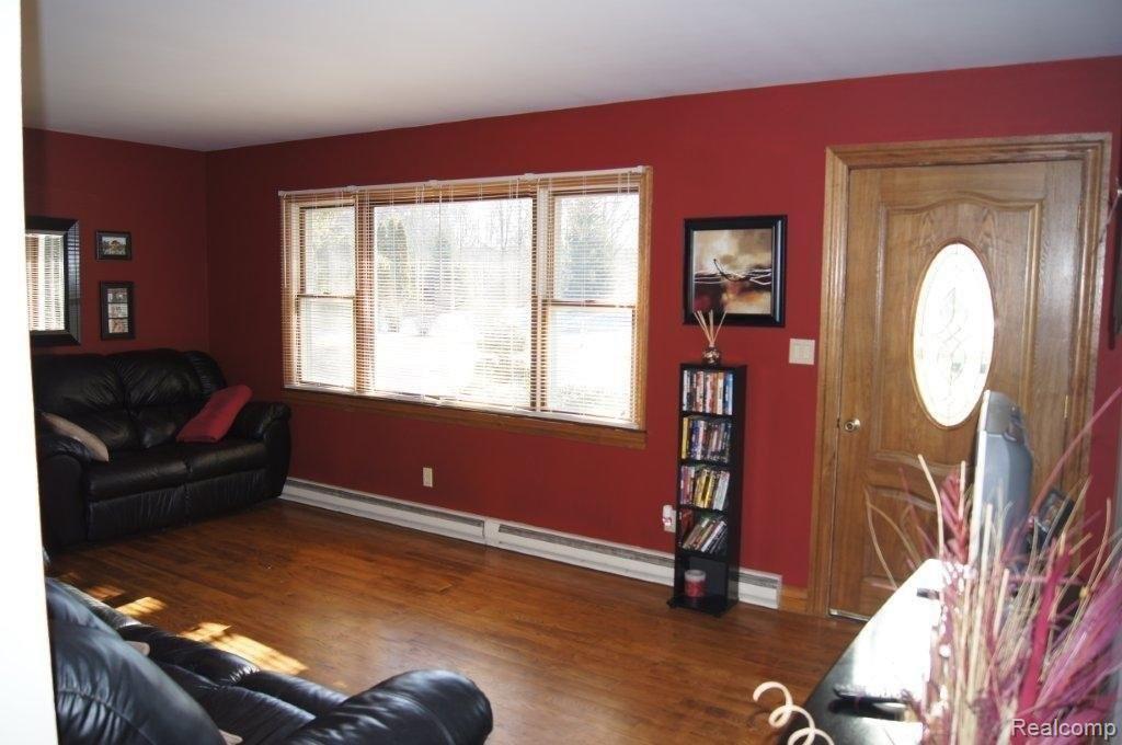 5619 Hasslick Road North Branch, MI 48461 - Photo 2 of 17 5619 Hasslick Rd 027.jpg