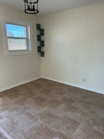 $1,850 | 1307 West Palm Drive, Aransas Pass, TX 78336