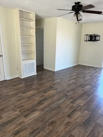 $1,850 | 1307 West Palm Drive, Aransas Pass, TX 78336