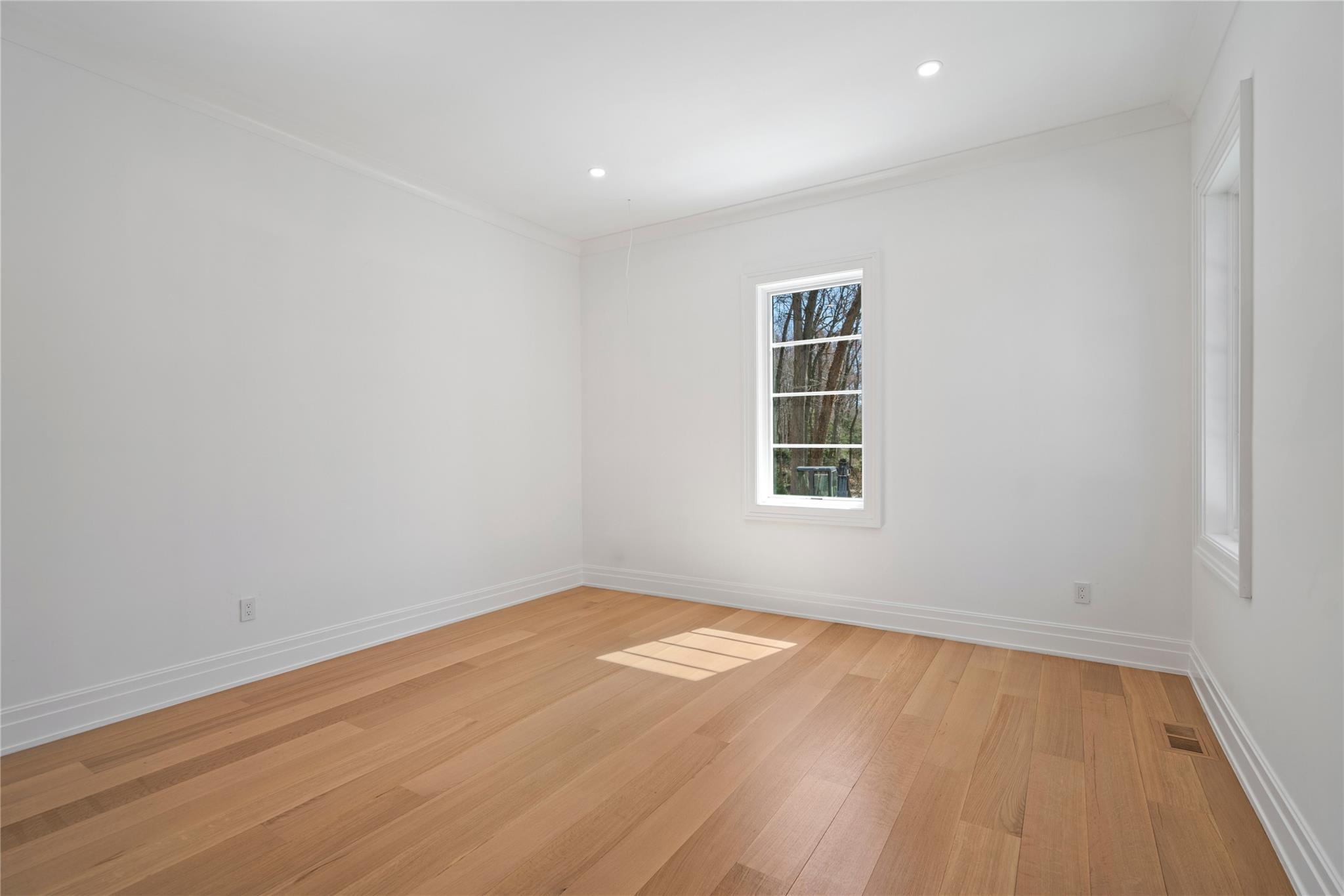 20 Knollwood Road Muttontown, NY 11545 - Photo 34 of 41 First Floor Bedroom