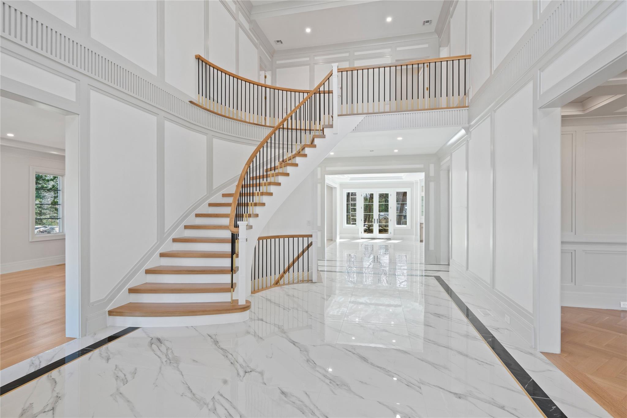 20 Knollwood Road Muttontown, NY 11545 - Photo 4 of 41 Includes 300-lb. chandelier motor