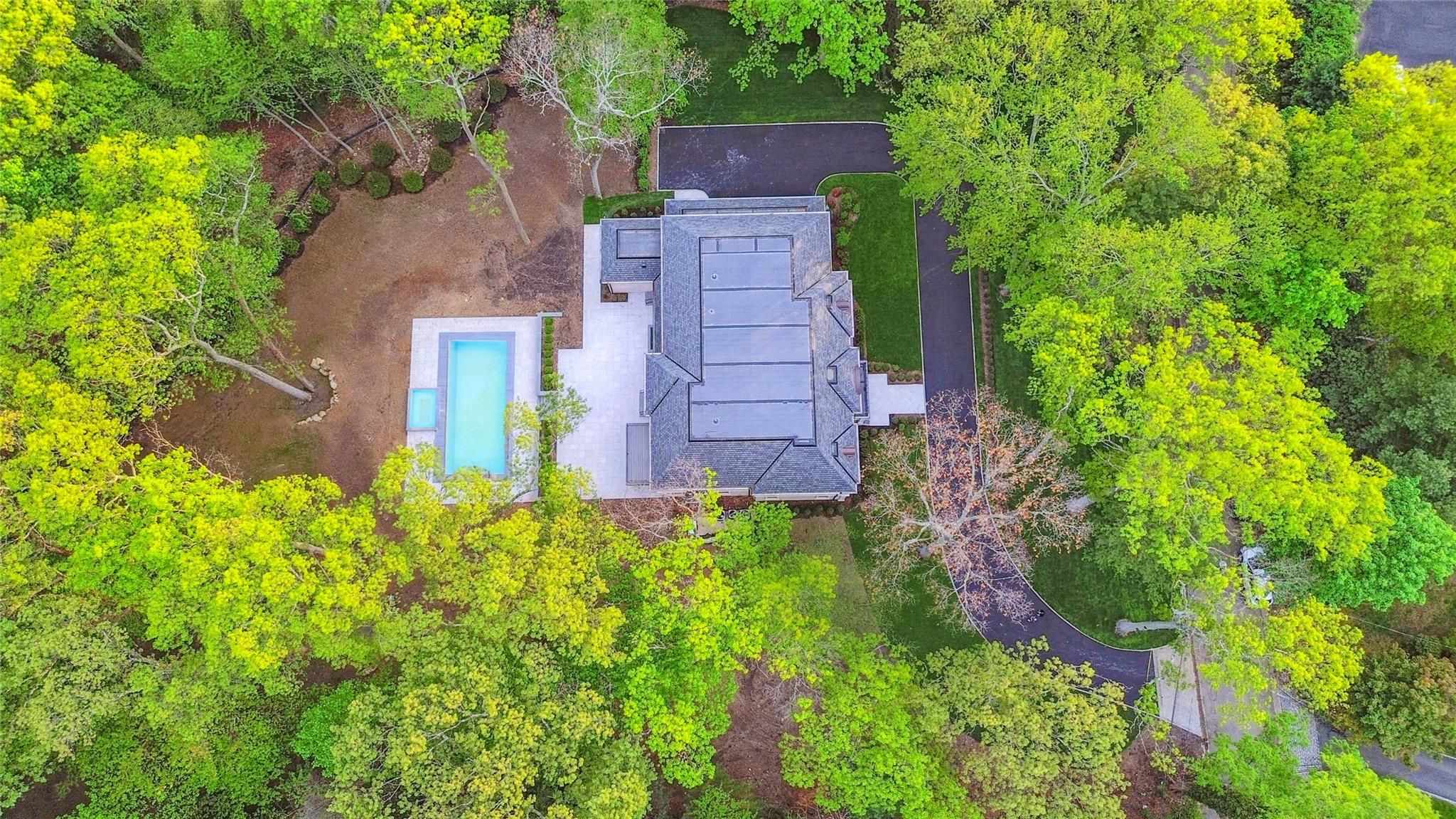 20 Knollwood Road Muttontown, NY 11545 - Photo 41 of 41 Aerial view of property and surrounding area