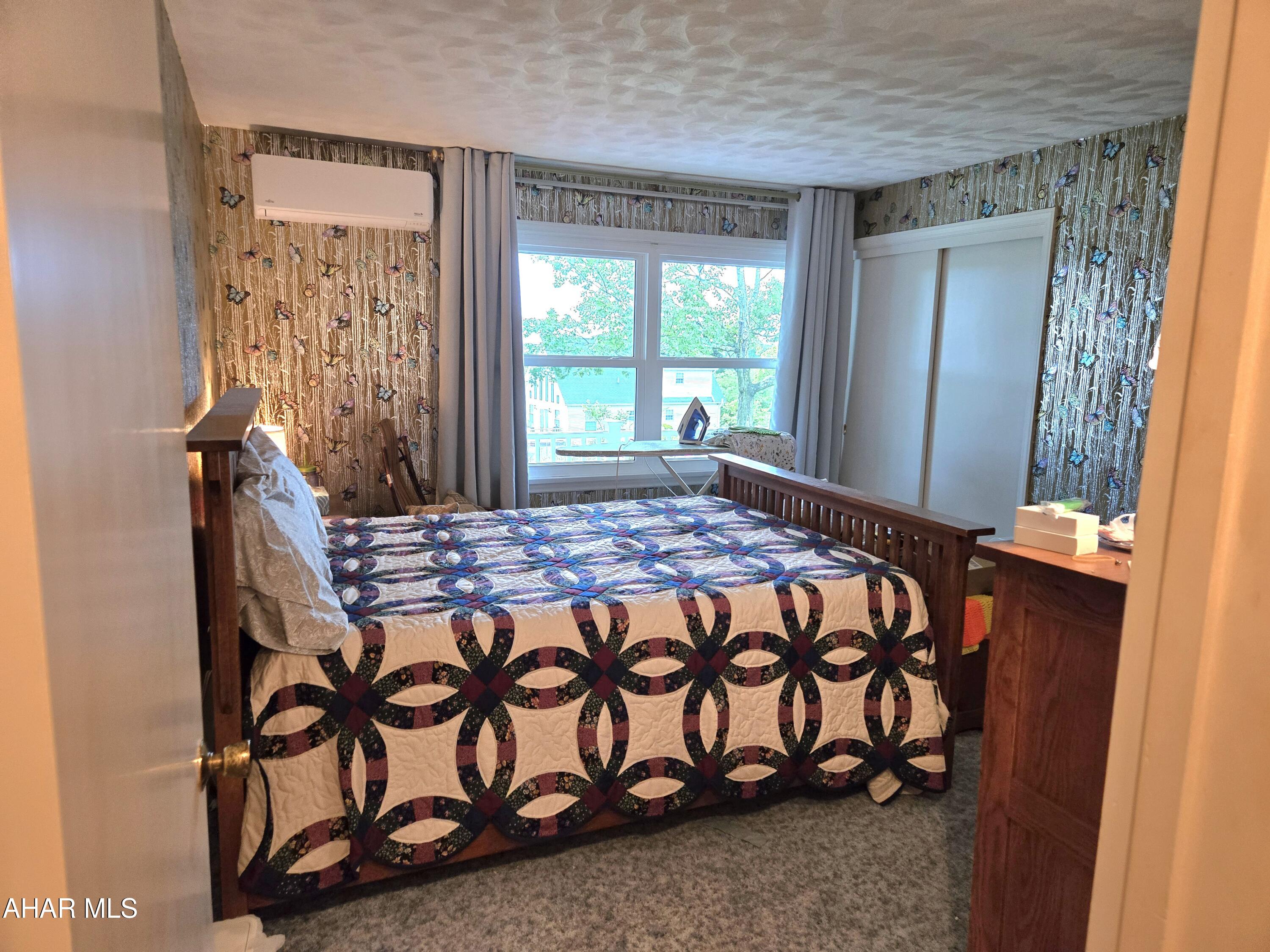 563 Lock Mountain Road Martinsburg, PA 16662 - Photo 9 of 27