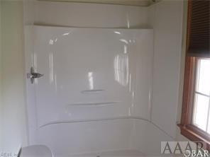 160 Elliott Road Aydlett, NC 27916 - Photo 26 of 32 APARTMENT BATH