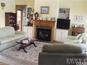 160 Elliott Road Aydlett, NC 27916 - Photo 5 of 32 LIVING ROOM
