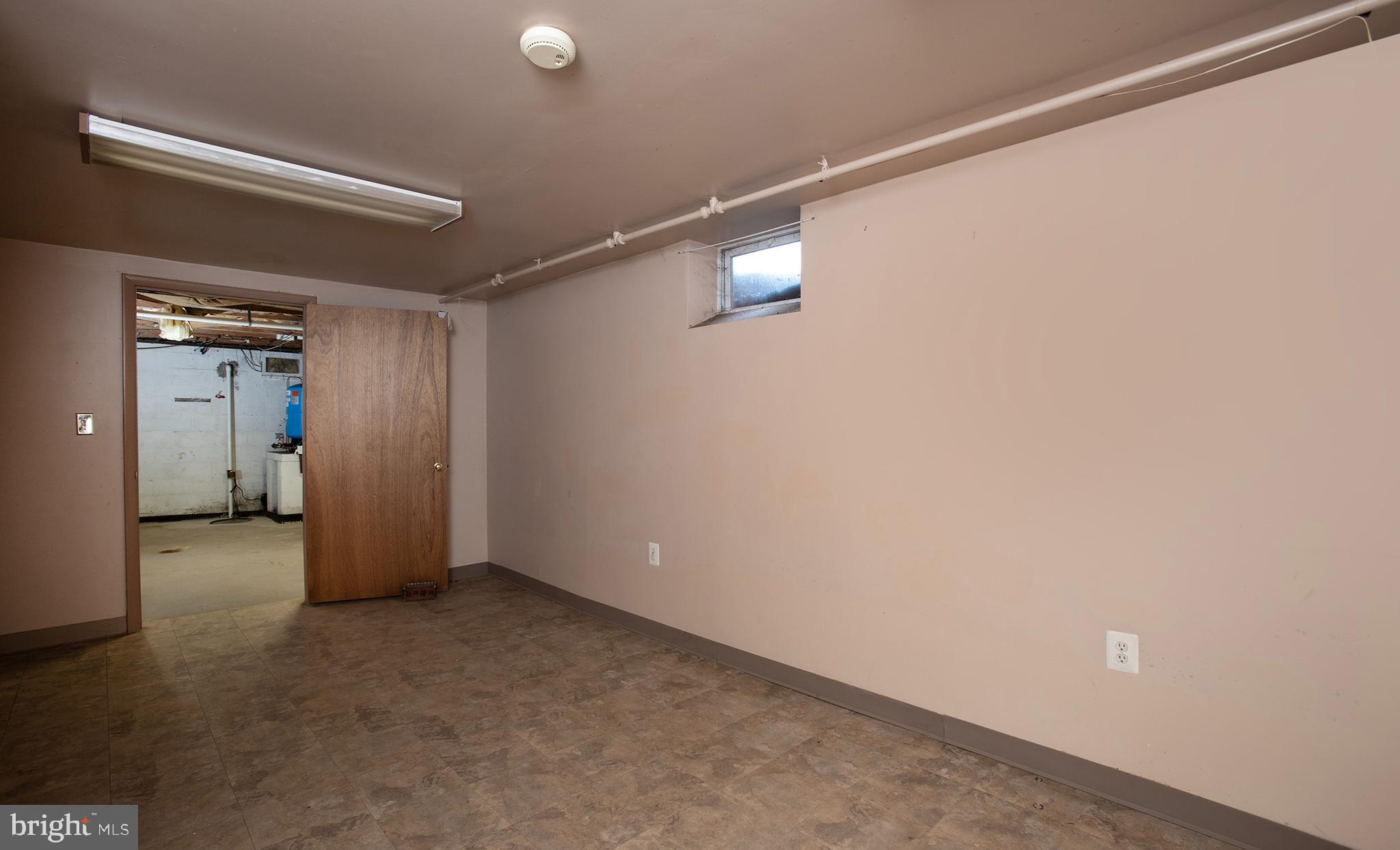 4306 Lakeview Road Harrisburg, PA 17112 - Photo 38 of 54 Gallery Image 38