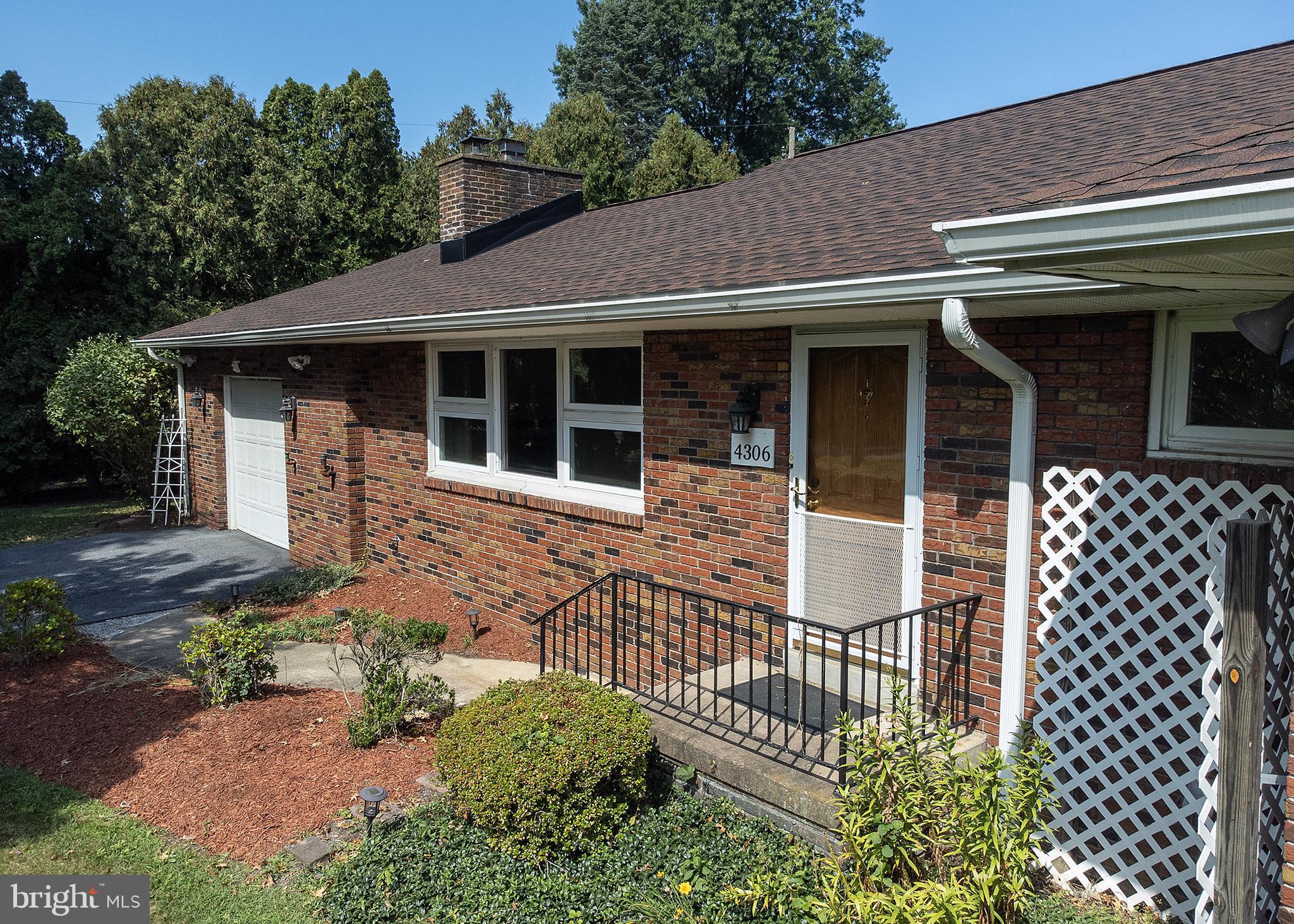 4306 Lakeview Road Harrisburg, PA 17112 - Photo 10 of 54 Gallery Image 10