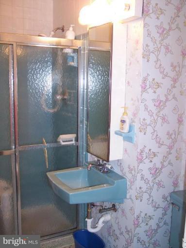 8816 Stephanie Road Randallstown, MD 21133 - Photo 7 of 19 Master Bath