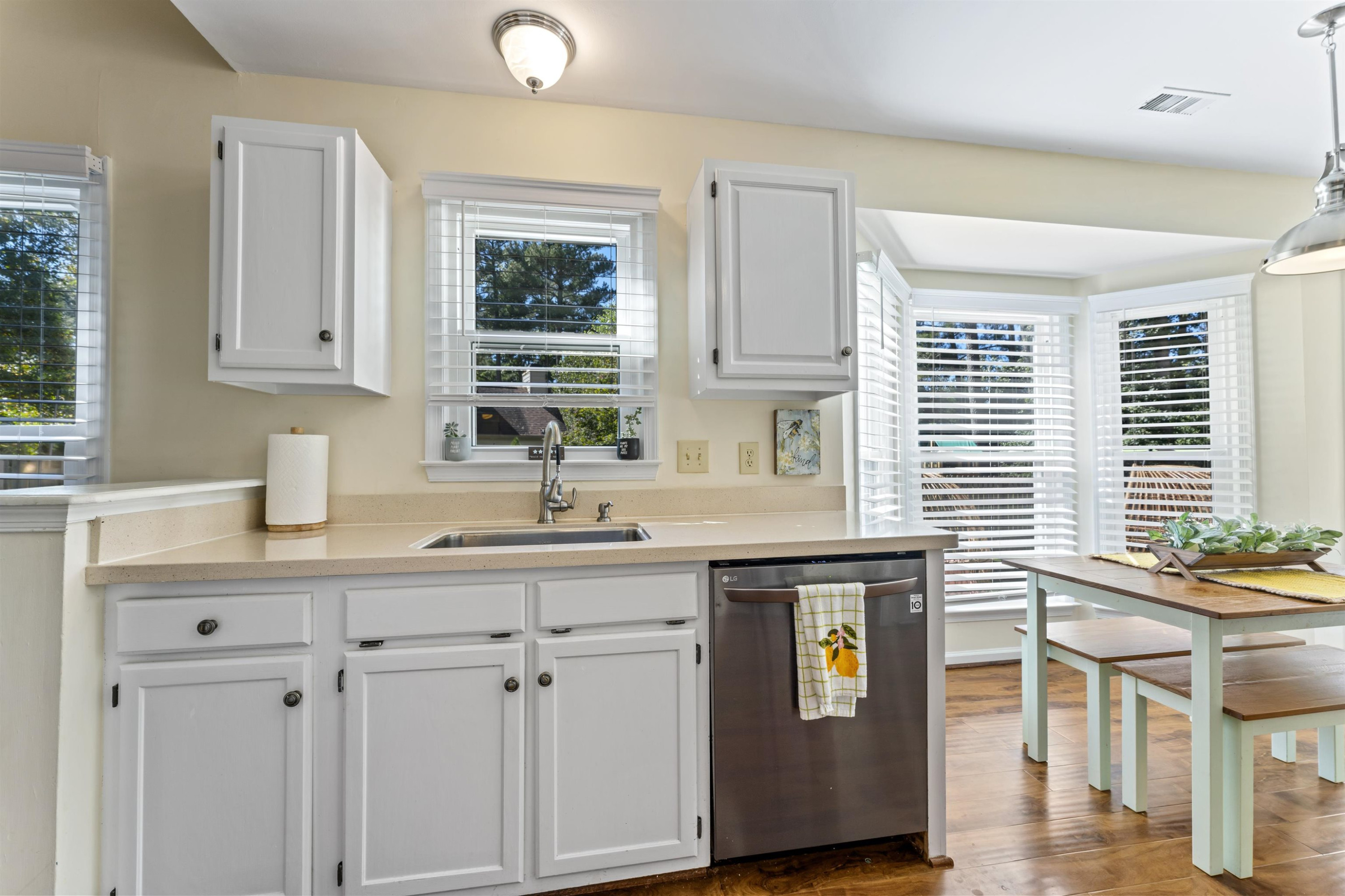 5508 Edgebury Road Raleigh, NC 27613 - Photo 9 of 27 Photo 9