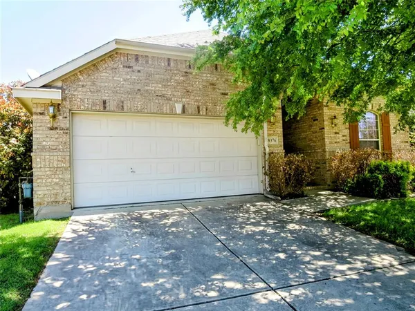 $2,900 | 8376 Davis Drive, Frisco, TX 75036