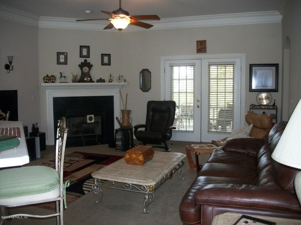 6127 Copper Ridge Circle Macclenny, FL 32063 - Photo 3 of 18 LIVING ROOM