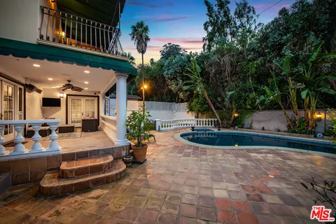 $3,395,000 | 4063 Benedict Canyon Drive, Sherman Oaks, CA 91423