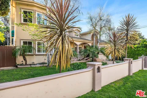 $3,395,000 | 4063 Benedict Canyon Drive, Sherman Oaks, CA 91423