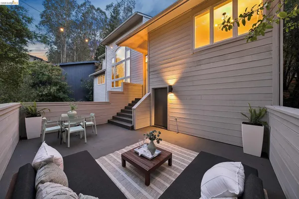 $1,299,000 | 6869 Bristol Drive, Berkeley, CA 94705