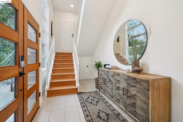 $1,299,000 | 6869 Bristol Drive, Berkeley, CA 94705