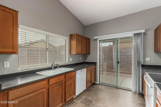 $1,700 | 11338 West Austin Thomas Drive, Surprise, AZ 85378